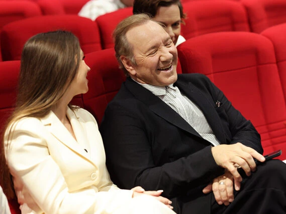 Elvira Gavrilova announced that Kevin Spacey would attend the premiere of “The Portal of Force” in Lisbon, Portugal, in December.